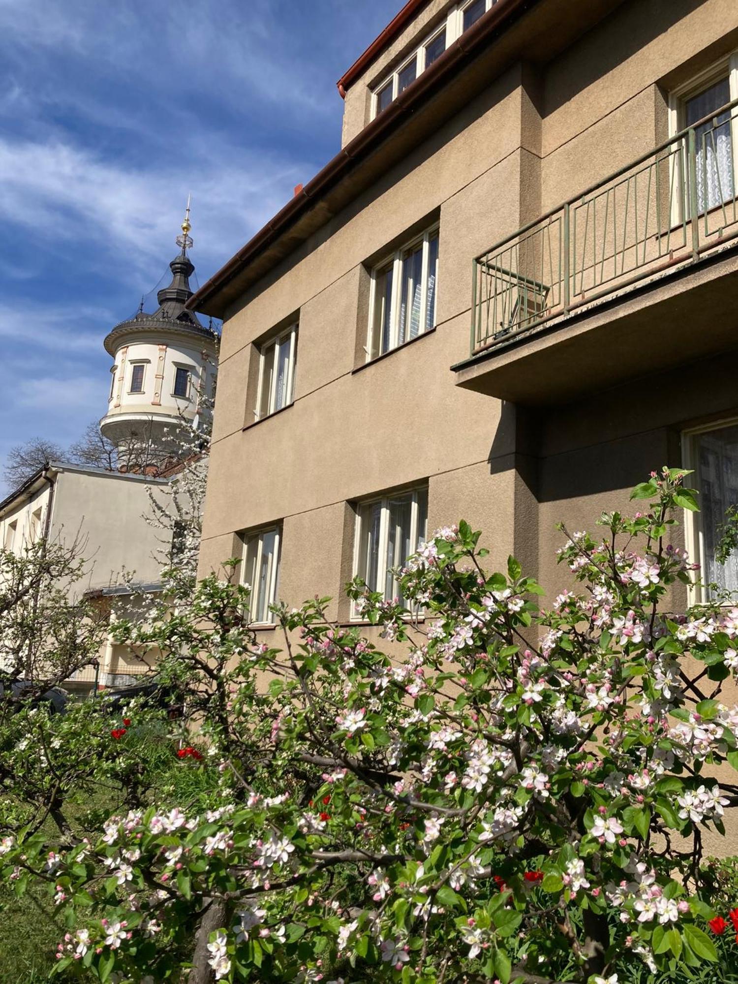 Spacious Apartment - Free Parking! Prague Exterior photo